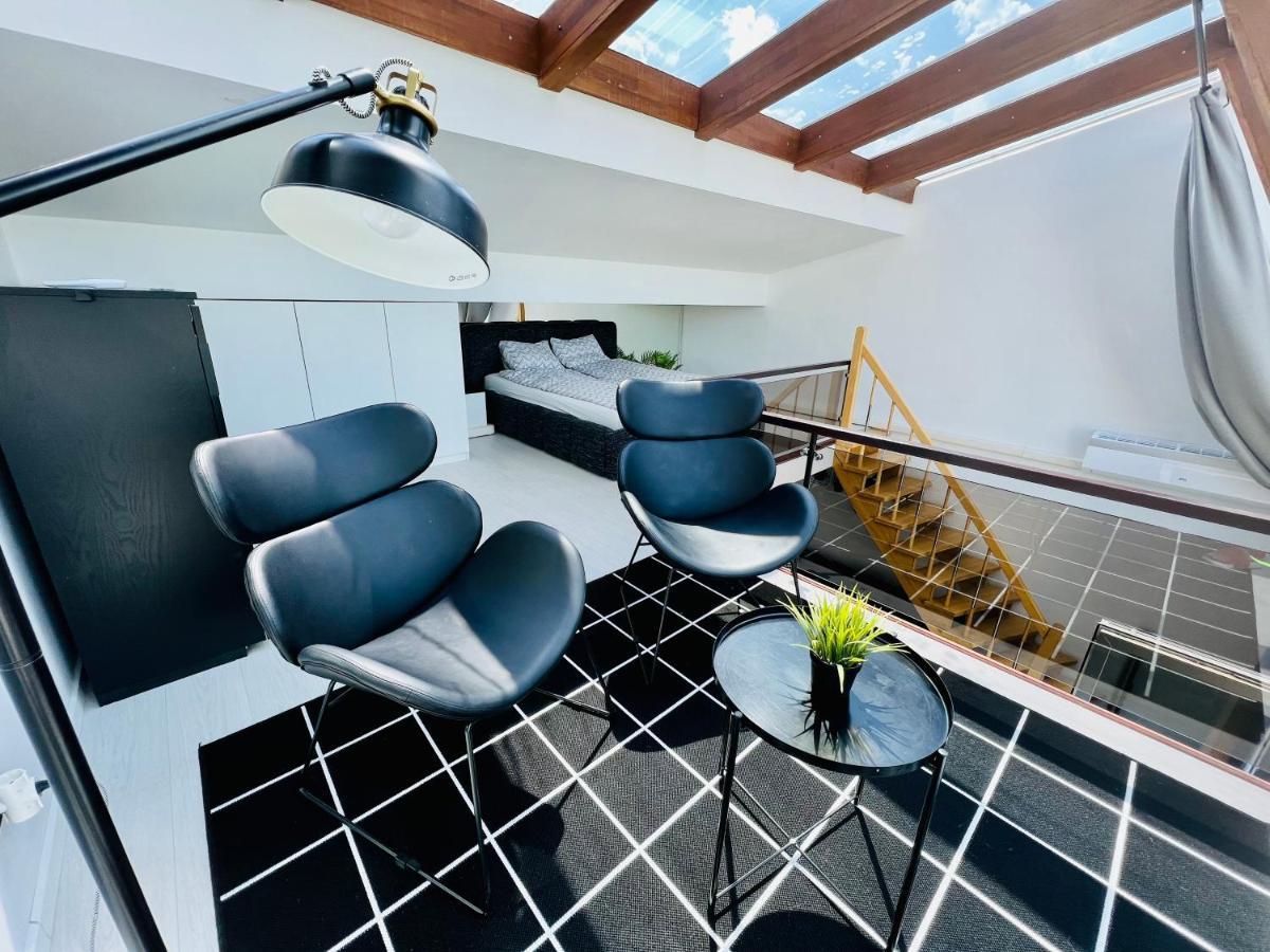 Sea & Sunset View Apartment In بالانغا المظهر الخارجي الصورة